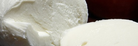 モッツァレラチーズの作り方